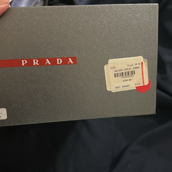 Men’s Prada shoes - Picture 4 of 4